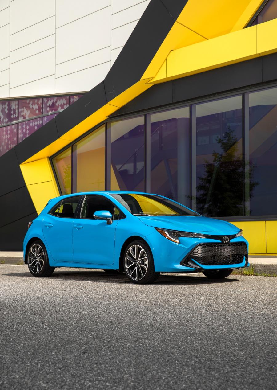  Toyota Corolla SE Hatchback 2018 года  (NA) (фото 29 из 30)